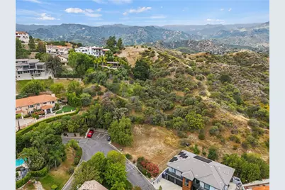 24879 Bella Vista Drive, Newhall, CA 91321 - Photo 7