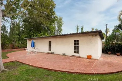 22723 Erwin, Woodland Hills, CA 91367 - Photo 47