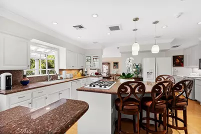 22723 Erwin, Woodland Hills, CA 91367 - Photo 21