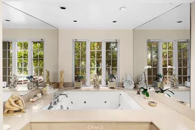 22723 Erwin, Woodland Hills, CA 91367 - Photo 29