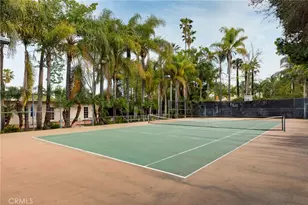 22723 Erwin, Woodland Hills, CA 91367 - Photo 49