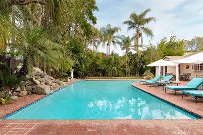 22723 Erwin, Woodland Hills, CA 91367 - Photo 35