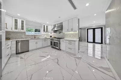 7108 Colbath, Van Nuys, CA 91405 - Photo 27