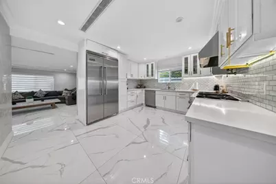 7108 Colbath, Van Nuys, CA 91405 - Photo 21