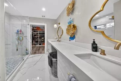 7108 Colbath, Van Nuys, CA 91405 - Photo 39