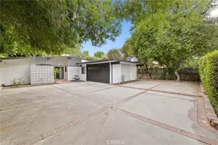 15456 Victory Blvd, Van Nuys, CA 91406 - Photo 15