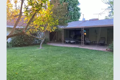 23540 Collins, Woodland Hills, CA 91367 - Photo 17