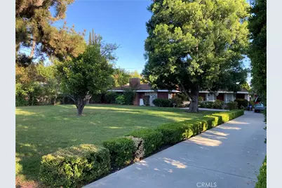 23540 Collins, Woodland Hills, CA 91367 - Photo 7