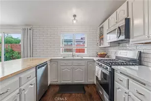 31919 Cinnabar, Castaic, CA 91384 - Photo 9