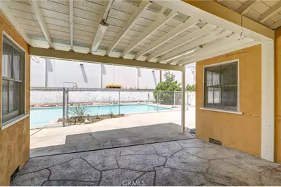 8137 Variel, Canoga Park, CA 91304 - Photo 27