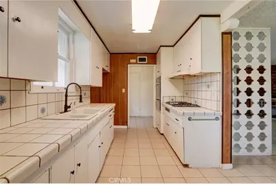 8137 Variel, Canoga Park, CA 91304 - Photo 13