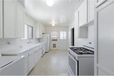 1438 W Ivyton, Lancaster, CA 93534 - Photo 3