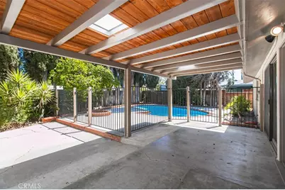 22217 Archwood, Woodland Hills, CA 91303 - Photo 3