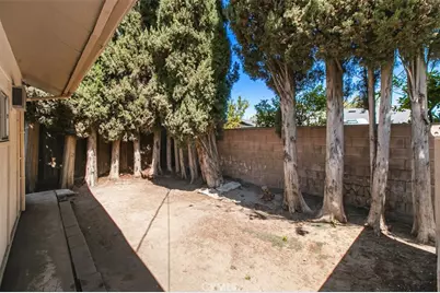 22217 Archwood, Woodland Hills, CA 91303 - Photo 5