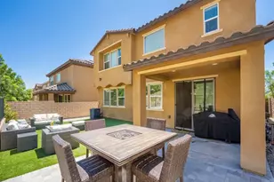27364 Ellery Pl, Saugus, CA 91350 - Photo 17