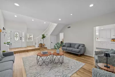 10206 Gothic, North Hills, CA 91343 - Photo 5