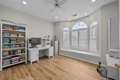 10206 Gothic, North Hills, CA 91343 - Photo 35