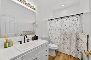 10206 Gothic, North Hills, CA 91343 - Photo 37