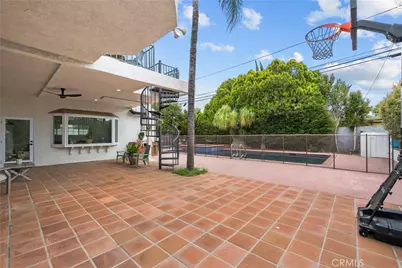 10206 Gothic, North Hills, CA 91343 - Photo 49