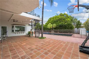 10206 Gothic, North Hills, CA 91343 - Photo 49