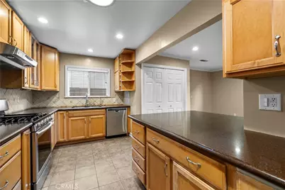 23741 Archwood St, West Hills, CA 91307 - Photo 21
