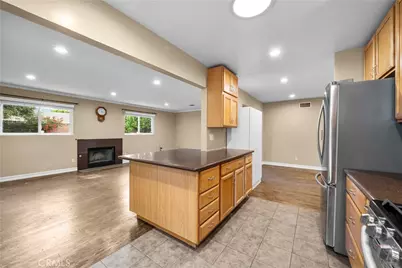 23741 Archwood St, West Hills, CA 91307 - Photo 19