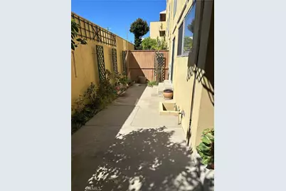 6225 Coldwater Canyon Avenue #117, North Hollywood, CA 91606 - Photo 25