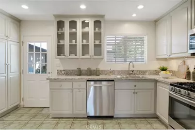 13903 Hesby Street, Sherman Oaks, CA 91423 - Photo 11