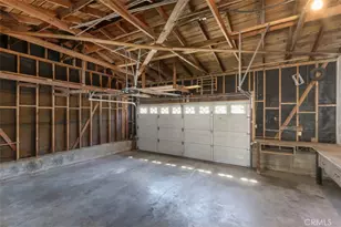 22040 Tiara St, Woodland Hills, CA 91367 - Photo 39
