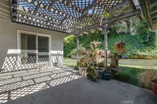 22040 Tiara St, Woodland Hills, CA 91367 - Photo 37