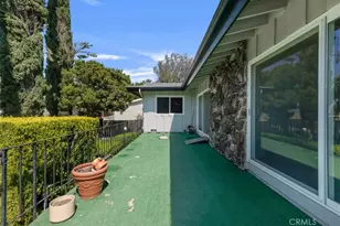 22040 Tiara St, Woodland Hills, CA 91367 - Photo 29