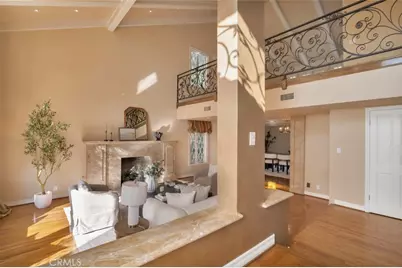 4200 Gayle Drive, Tarzana, CA 91356 - Photo 3