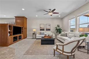 29908 Shadow, Castaic, CA 91384 - Photo 11