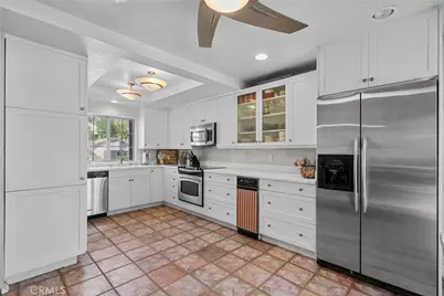 29445 Poppy Meadow, Canyon Country, CA 91387 - Photo 17