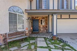 29445 Poppy Meadow, Canyon Country, CA 91387 - Photo 3