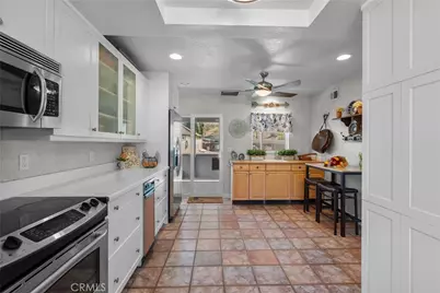 29445 Poppy Meadow, Canyon Country, CA 91387 - Photo 19
