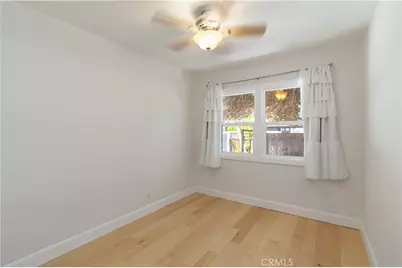 18328 Gresham, Northridge, CA 91325 - Photo 13