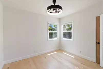 18328 Gresham, Northridge, CA 91325 - Photo 9