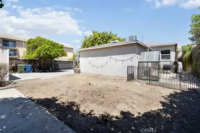 18328 Gresham, Northridge, CA 91325 - Photo 19