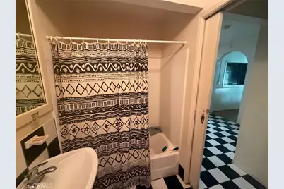 10862 Fruitland Drive, Studio City, CA 91604 - Photo 9