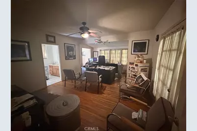 10862 Fruitland Drive, Studio City, CA 91604 - Photo 11