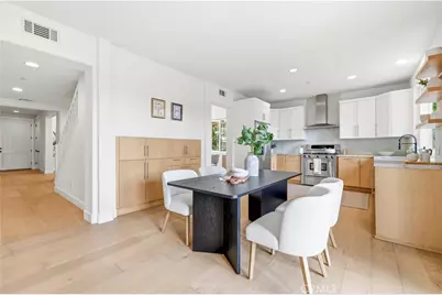 10052 Heatherglen Court, Northridge, CA 91325 - Photo 19