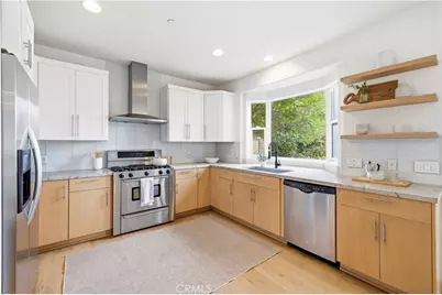 10052 Heatherglen Court, Northridge, CA 91325 - Photo 13