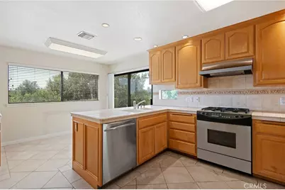 12443 Nugent Drive, Granada Hills, CA 91344 - Photo 7