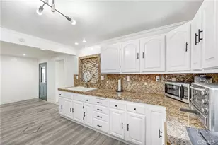 15720 Roxford St, Sylmar, CA 91342 - Photo 11