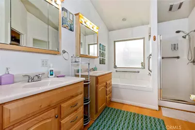 329 E Sherwood Boulevard, Big Bear City, CA 92314 - Photo 17