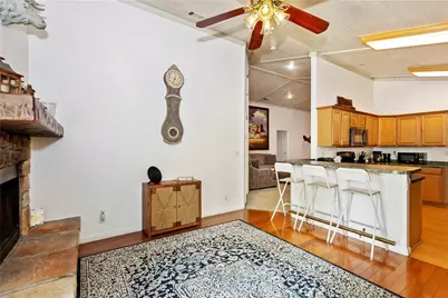 329 E Sherwood Boulevard, Big Bear City, CA 92314 - Photo 7