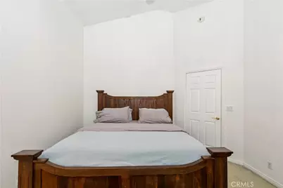 329 E Sherwood Boulevard, Big Bear City, CA 92314 - Photo 15