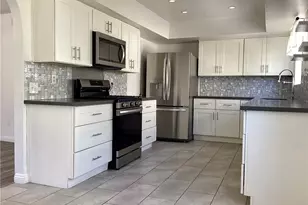 17836 Killion St, Encino, CA 91316 - Photo 9