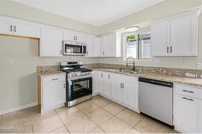 42823 Limeridge Drive, Lake Hughes, CA 93532 - Photo 9